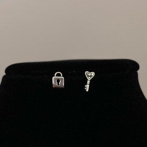 925 Sterling Silver Lock and key earrings